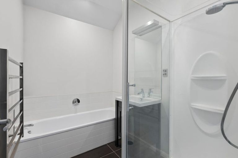 Photo of property in 26 Wright Street, Mount Cook, Wellington, 6021