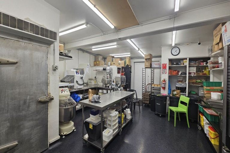 Photo of property in 1001 Beatty Street, Mayfair, Hastings, 4122