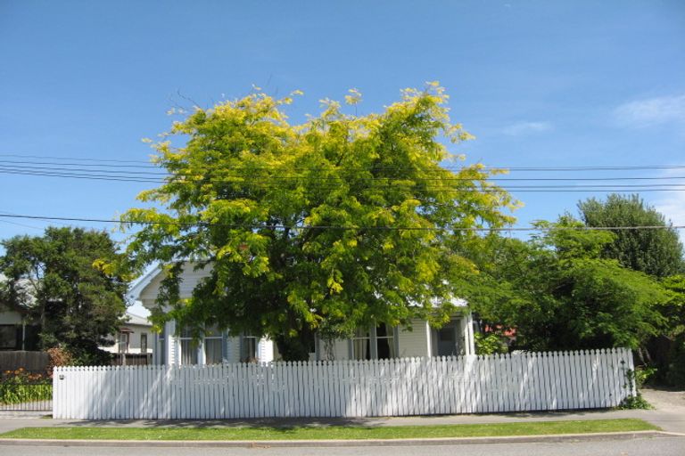 Photo of property in 59a Cleveland Street, Edgeware, Christchurch, 8013