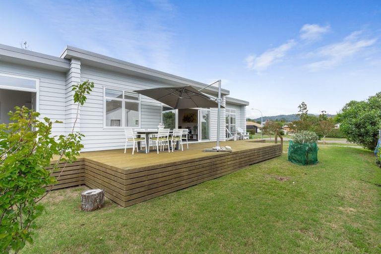 Photo of property in 99 Vista Paku, Pauanui, Hikuai, 3579