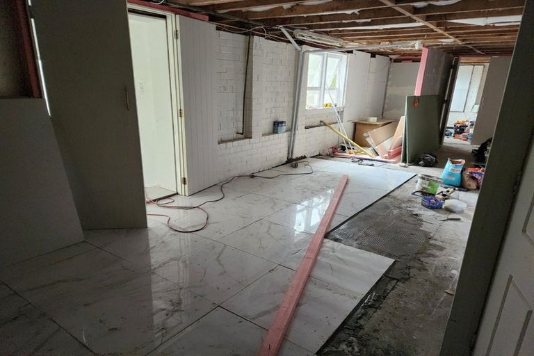 Photo of property in 77 Royal Road, Massey, Auckland, 0614