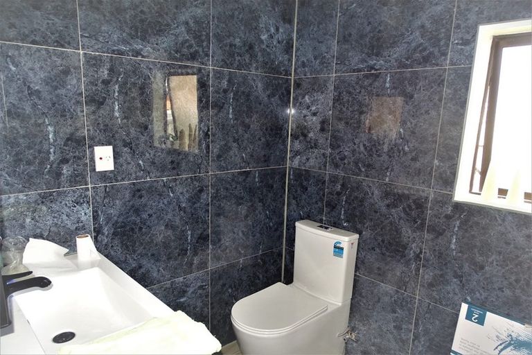 Photo of property in 1/54 Pooks Road, Ranui, Auckland, 0612