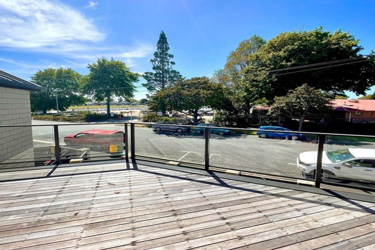 Photo of property in 105u2 Seddon Road, Frankton, Hamilton, 3204