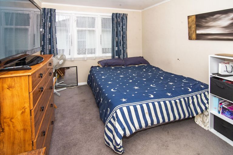 Photo of property in 160 Cole Street, Masterton, 5810