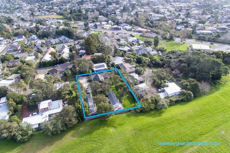 Photo of property in 87b Kaurilands Road, Titirangi, Auckland, 0604