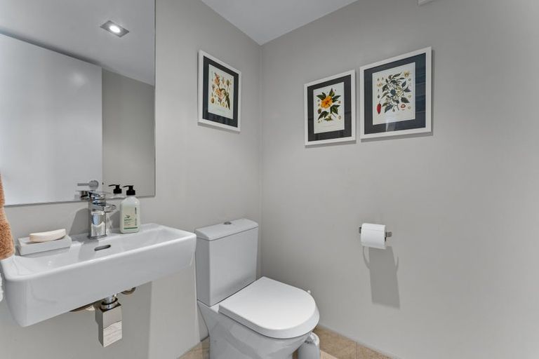 Photo of property in Montrose Villas, 441c Beach Road, Mairangi Bay, Auckland, 0630