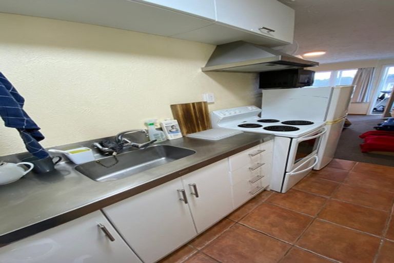 Photo of property in 327 Adelaide Road, Newtown, Wellington, 6021