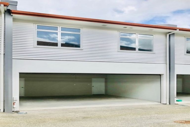 Photo of property in 5/44 Carlos Drive, Flat Bush, Auckland, 2016