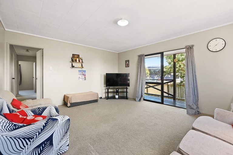 Photo of property in 1 Silkwood Lane, Melville, Hamilton, 3206
