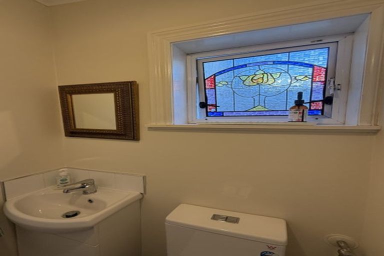 Photo of property in 10 Daniell Street, Newtown, Wellington, 6021