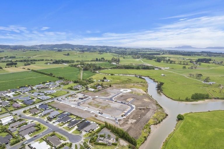 Photo of property in 38 Ferry Road, Waipu, 0510
