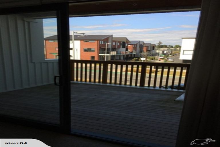 Photo of property in 4 Torea Tai Road, Hobsonville, Auckland, 0616