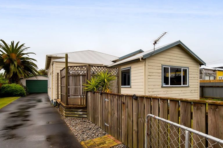 Photo of property in 94 Victoria Street, Hawera, 4610