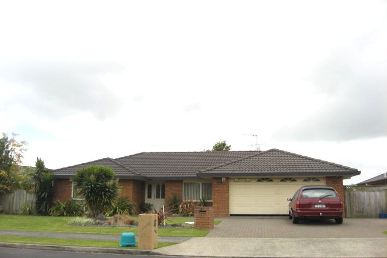Photo of property in 15 Longford Park Drive, Takanini, 2112