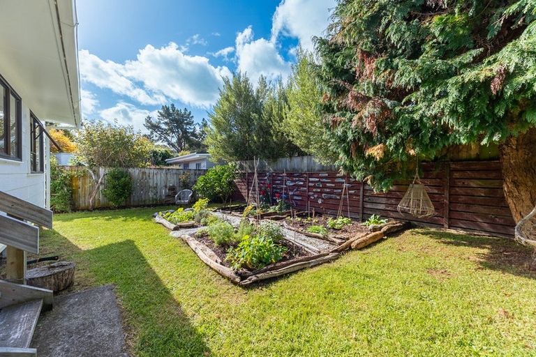 Photo of property in 13 Forest Road, Raumati South, Paraparaumu, 5032
