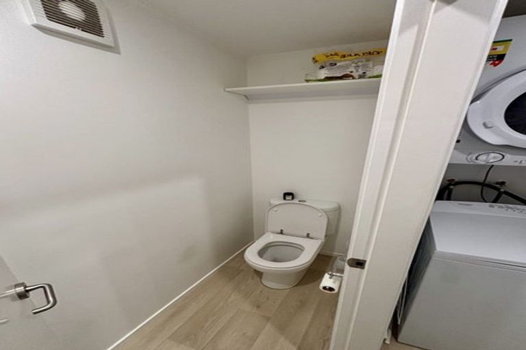 Photo of property in 88 Roxburgh Street, Mount Victoria, Wellington, 6011