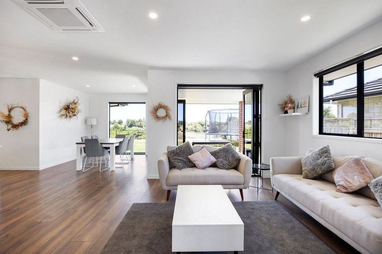Photo of property in 7 Hyatt Close, Leamington, Cambridge, 3432
