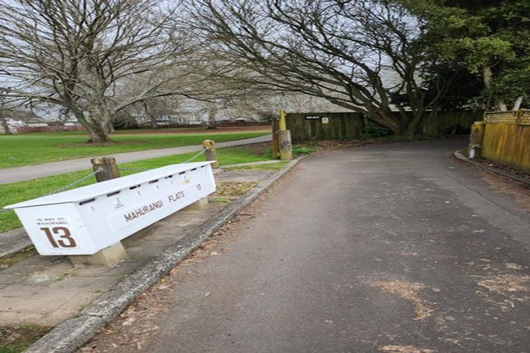 Photo of property in 13u2 May Street, Hamilton East, Hamilton, 3216