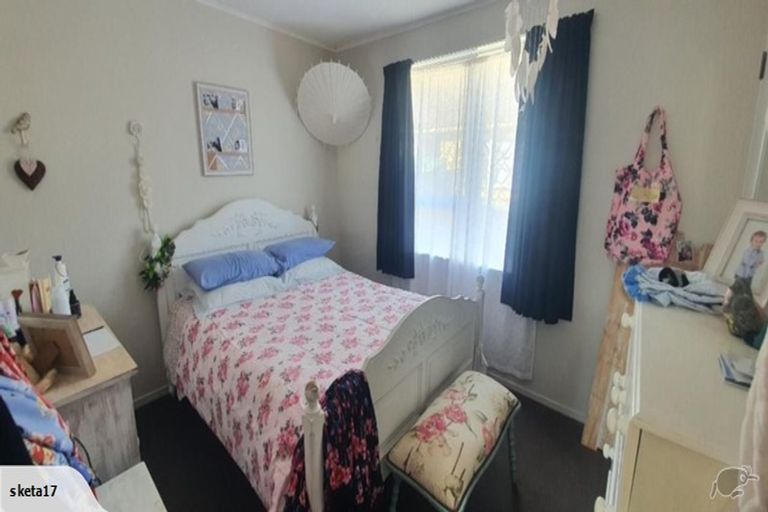 Photo of property in 2/112 Mcleod Street, Elderslea, Upper Hutt, 5018