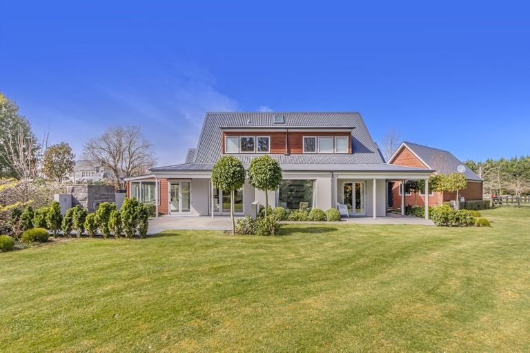 Photo of property in 519 Avonhead Road, Avonhead, Christchurch, 8042