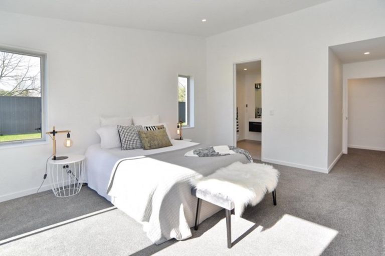 Photo of property in 11 Lewis Close, Rangiora, 7400