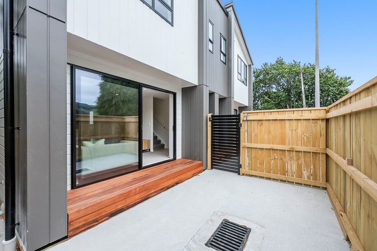 Photo of property in 354e Fergusson Drive, Heretaunga, Upper Hutt, 5018