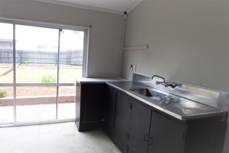 Photo of property in 19 Vera Street, Marton, 4710