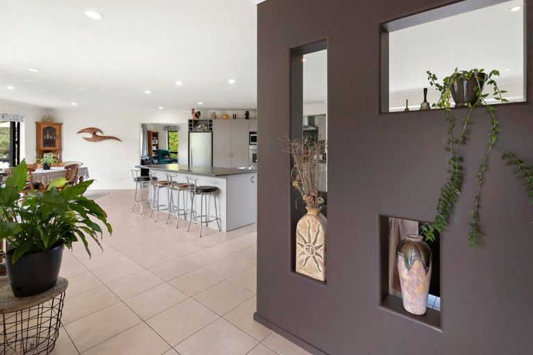 Photo of property in 651f Puketona Road, Haruru, 0204