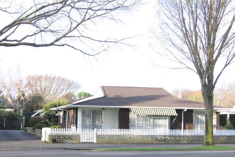 Photo of property in 127 Victoria Avenue, Hokowhitu, Palmerston North, 4410