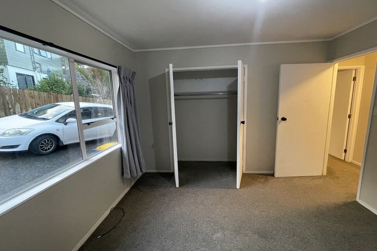 Photo of property in 1/10 Halder Place, Torbay, Auckland, 0632