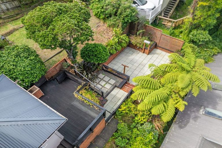 Photo of property in 9 Mckenzie Terrace, Te Aro, Wellington, 6011