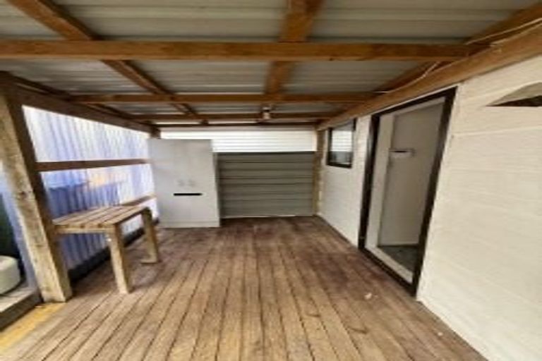 Photo of property in 6 Forglen Place, Tawa, Wellington, 5028