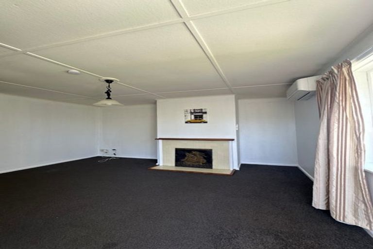 Photo of property in 8 Matene Place, Otaki, 5512