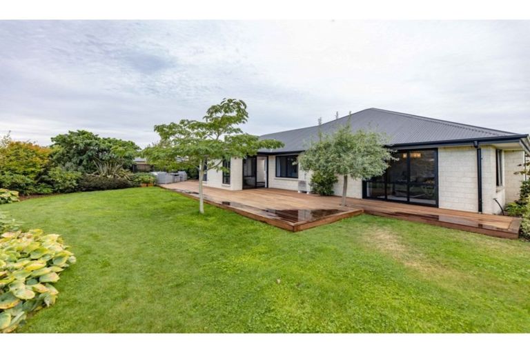 Photo of property in 39 Jacks Drive, West Melton, 7618