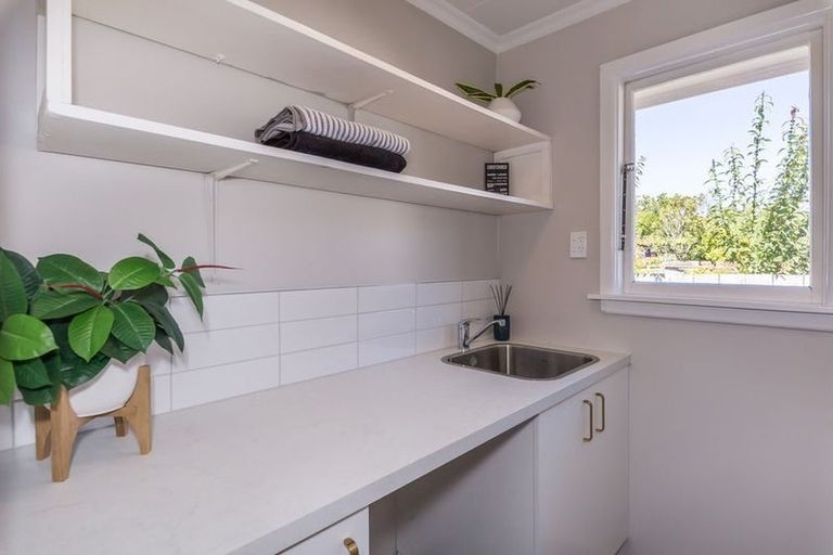 Photo of property in 304 Withells Road, Avonhead, Christchurch, 8042