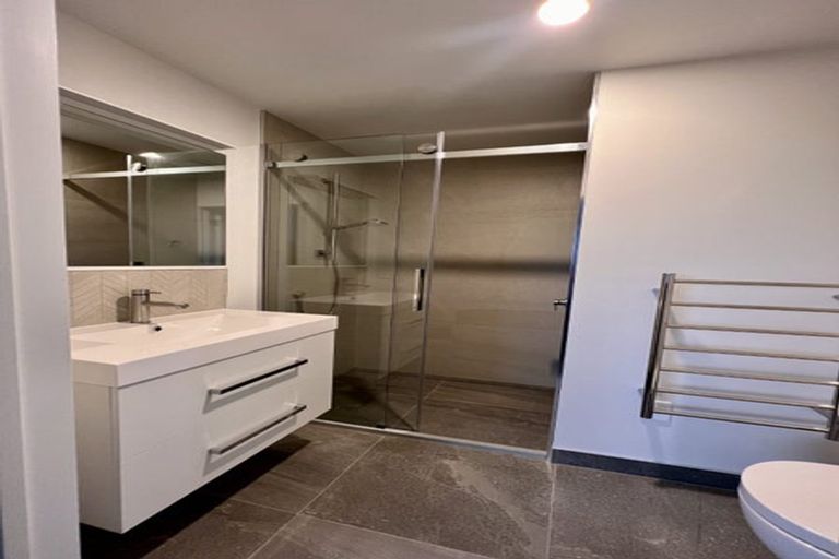 Photo of property in 14 Bee Lane, Whitby, Porirua, 5024