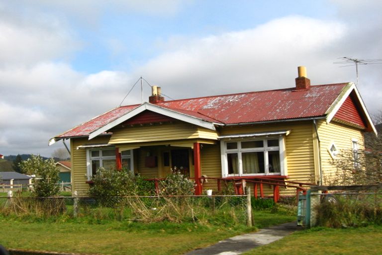 Photo of property in 48- 52 Crampton Road, Reefton, 7830