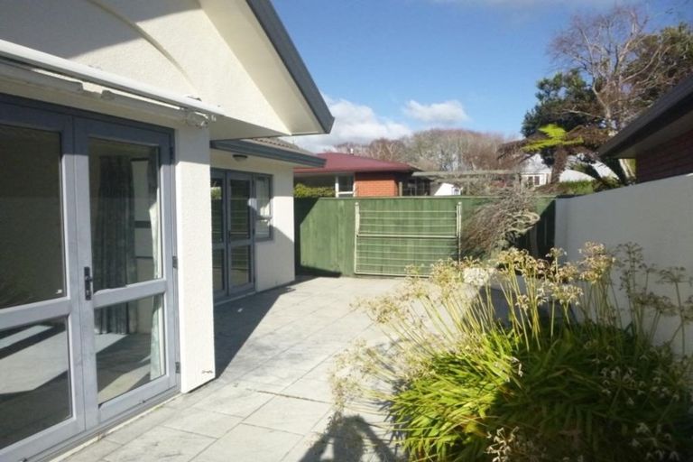 Photo of property in 59a Hautana Street, Woburn, Lower Hutt, 5010
