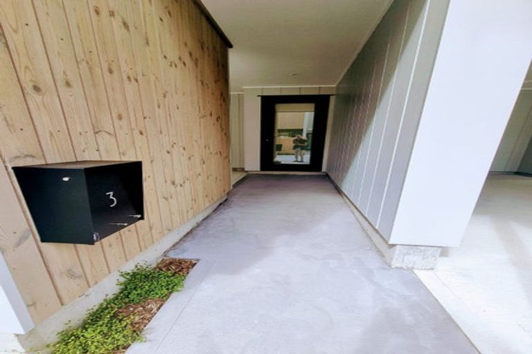 Photo of property in 3 Kamahi Place, Paraparaumu, 5032