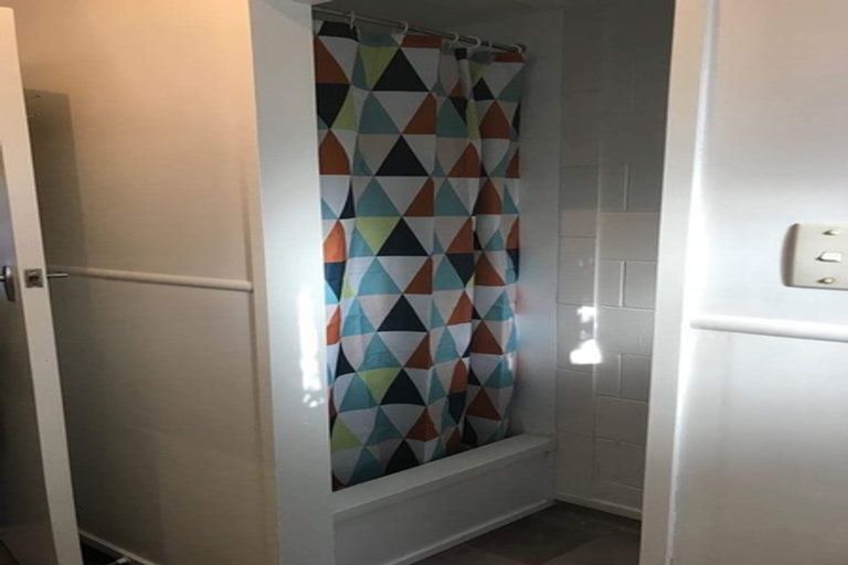 Photo of property in 2/47a Cook Street, Hamilton East, Hamilton, 3216