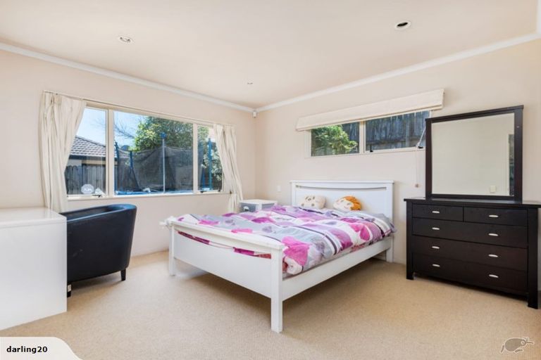 Photo of property in 80 Hillwell Drive, Henderson, Auckland, 0612