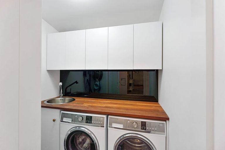 Photo of property in 30 Golf Road, Paraparaumu Beach, Paraparaumu, 5032