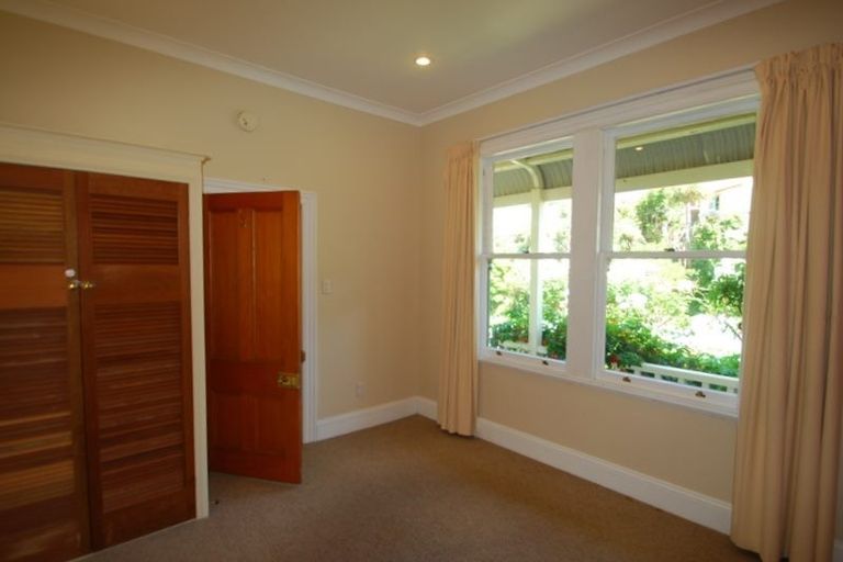 Photo of property in 14 Reuben Avenue, Brooklyn, Wellington, 6021