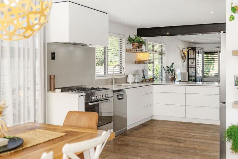 Photo of property in 13a Tui Street, Mount Maunganui, 3116