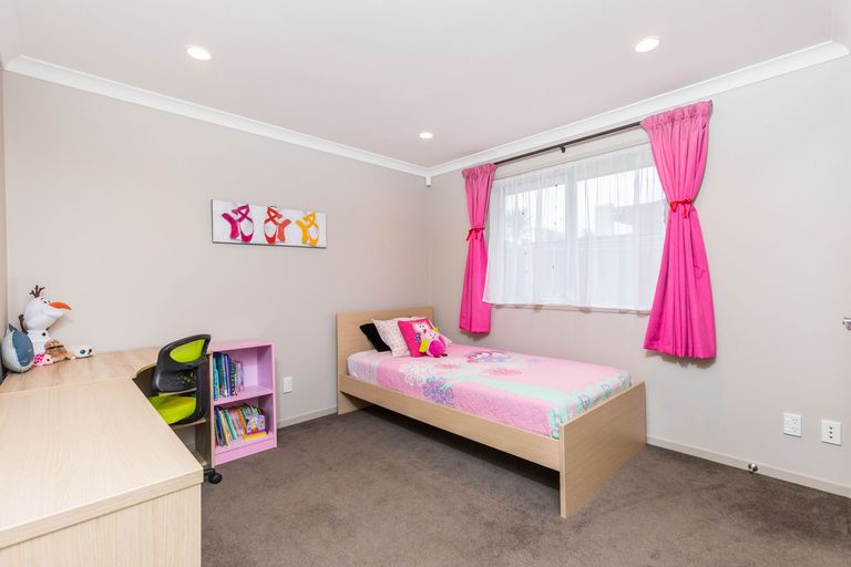 Photo of property in 7 Asola Place, Karaka, Papakura, 2113