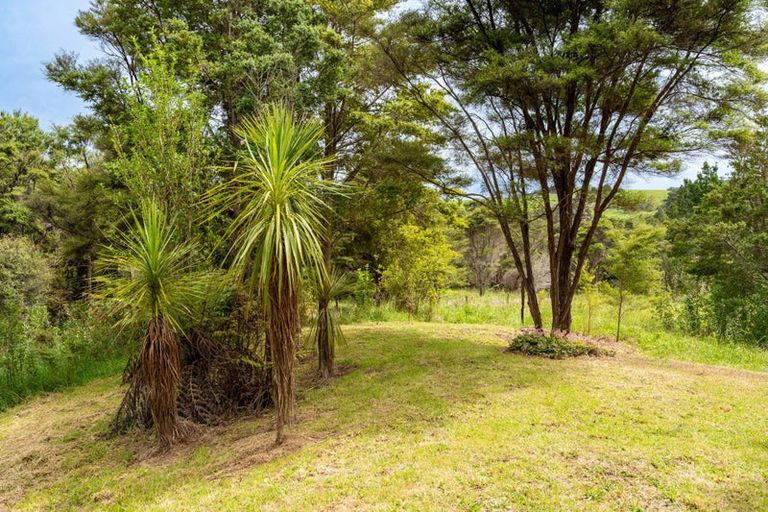Photo of property in 1308 Bickerstaffe Road, Maungaturoto, 0587