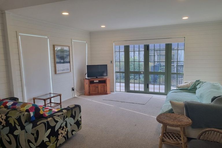 Photo of property in 18b Karewa Parade, Papamoa Beach, Papamoa, 3118
