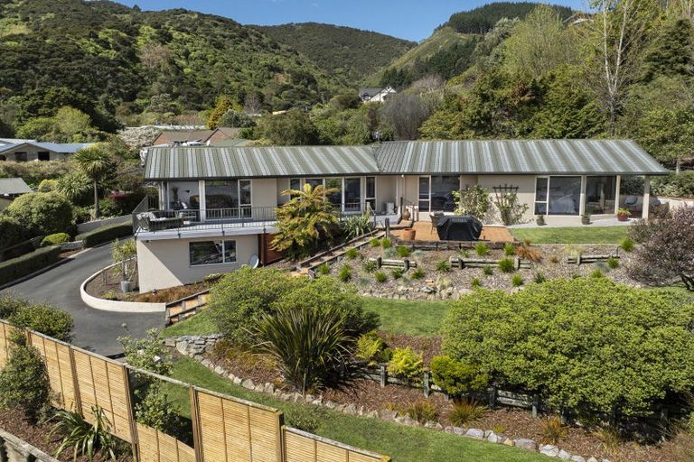 Photo of property in 6 Strathaven Place, Atawhai, Nelson, 7010