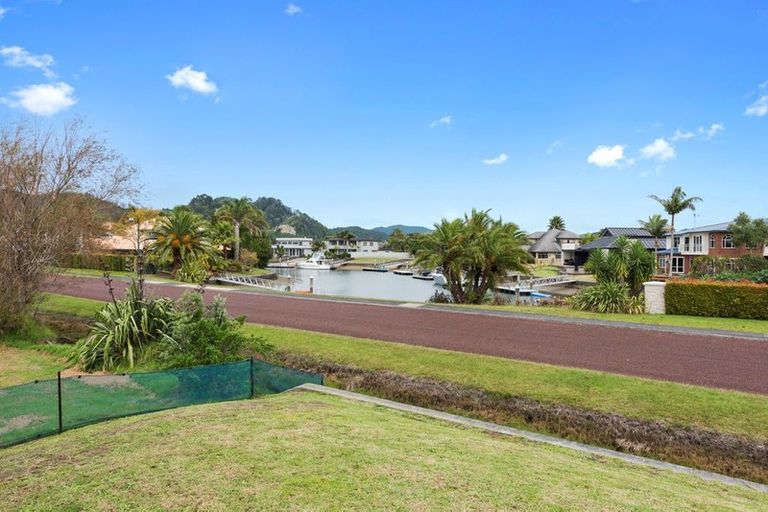 Photo of property in 588 Waterways Parade, Pauanui, Hikuai, 3579