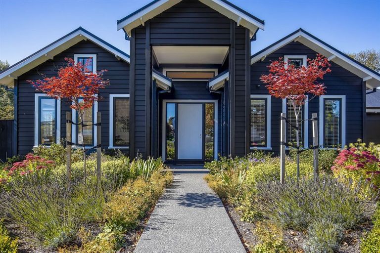 Photo of property in 6 Lewisham Park, St Albans, Christchurch, 8052